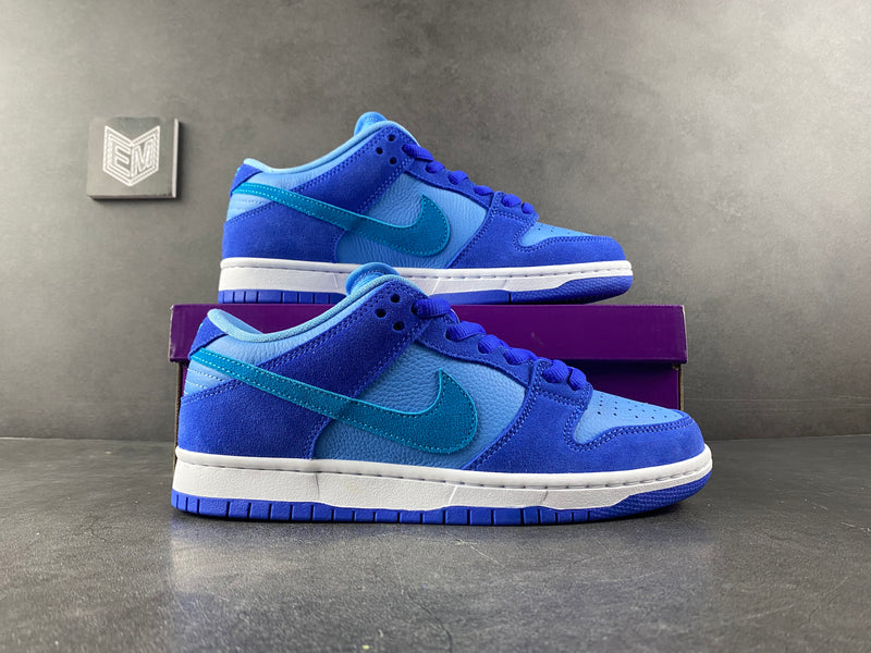 Nike SB Dunk Low Blue Raspberry