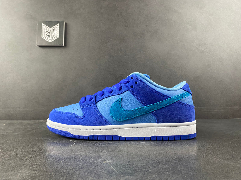 Nike SB Dunk Low Blue Raspberry