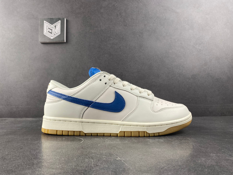 Nike Dunk Low SE Sail Dark Marina Blue