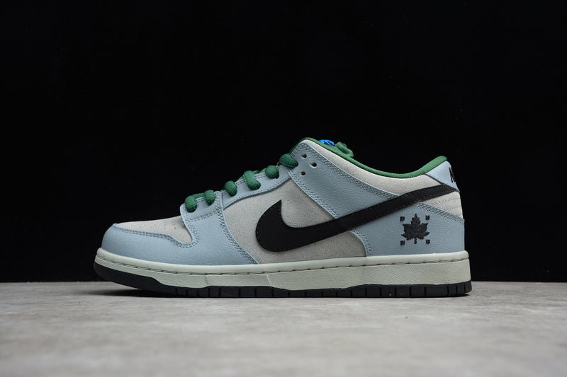 Nike Dunk SB Low Pro Maple Leaf