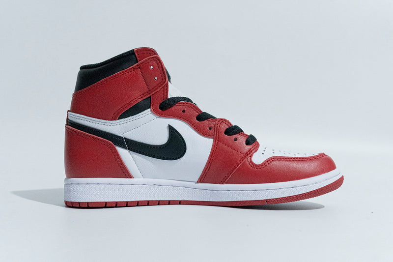 Nike  Air Jordan 1 High OG Chicago