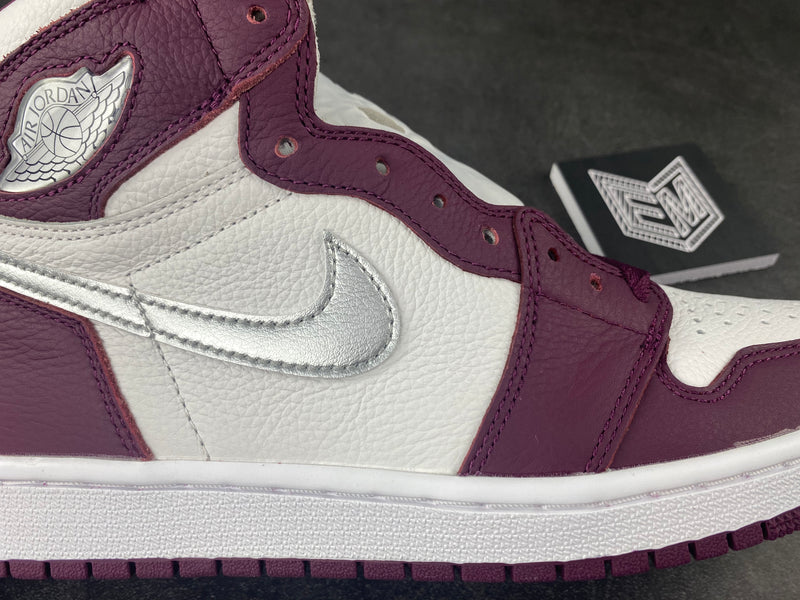 Nike Air Jordan 1 Retro High OG Bordeaux