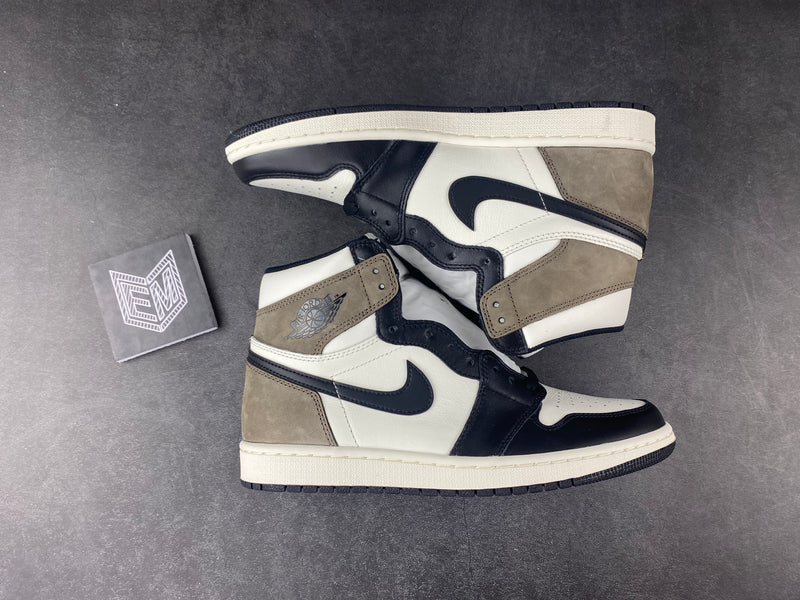 Nike Air Jordan 1 Retro High OG Dark Mocha