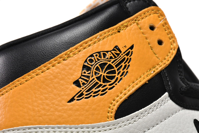 Nike  Air Jordan 1 Retro High OG Yellow Toe Taxi