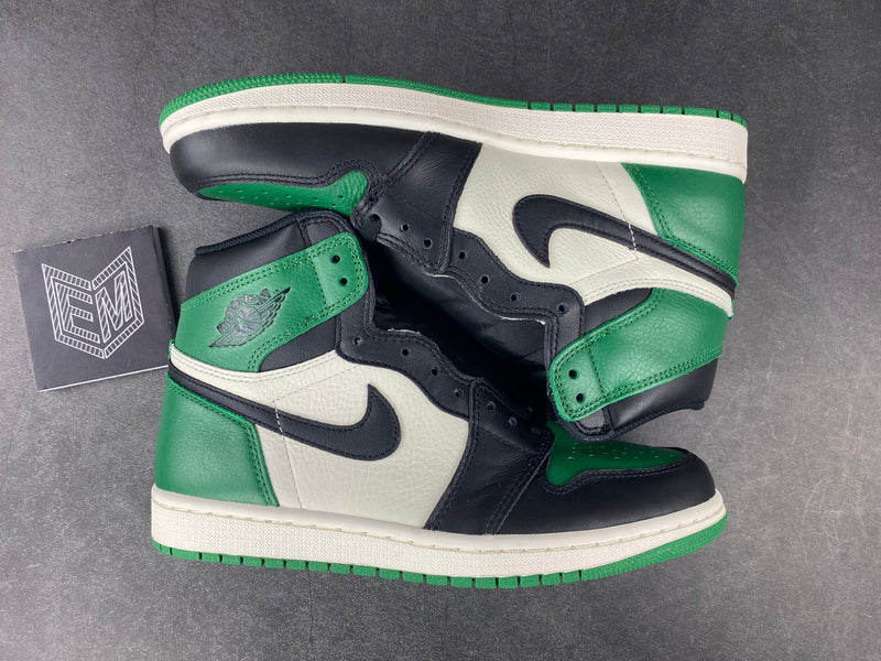 Nike Air Jordan 1 Retro High OG 'Pine Green'