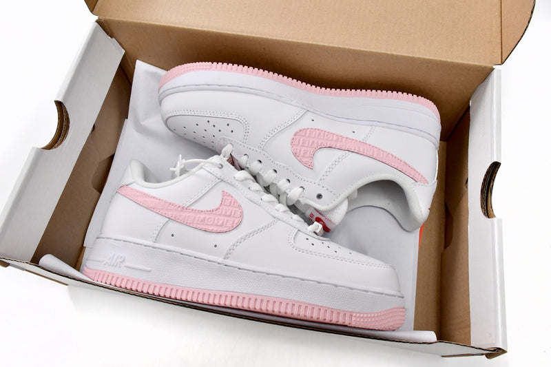 Nike Air Force 1 Low Valentine's Day