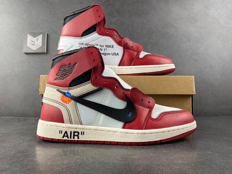 Nike Air Jordan 1 Retro High Off-White Chicago