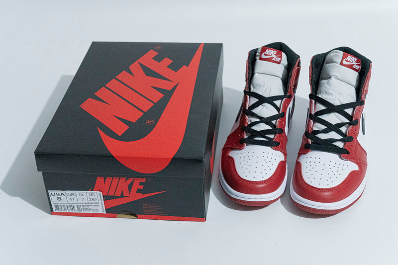 Nike  Air Jordan 1 High OG Chicago