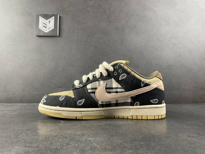 Nike SB Dunk Low Travis Scott