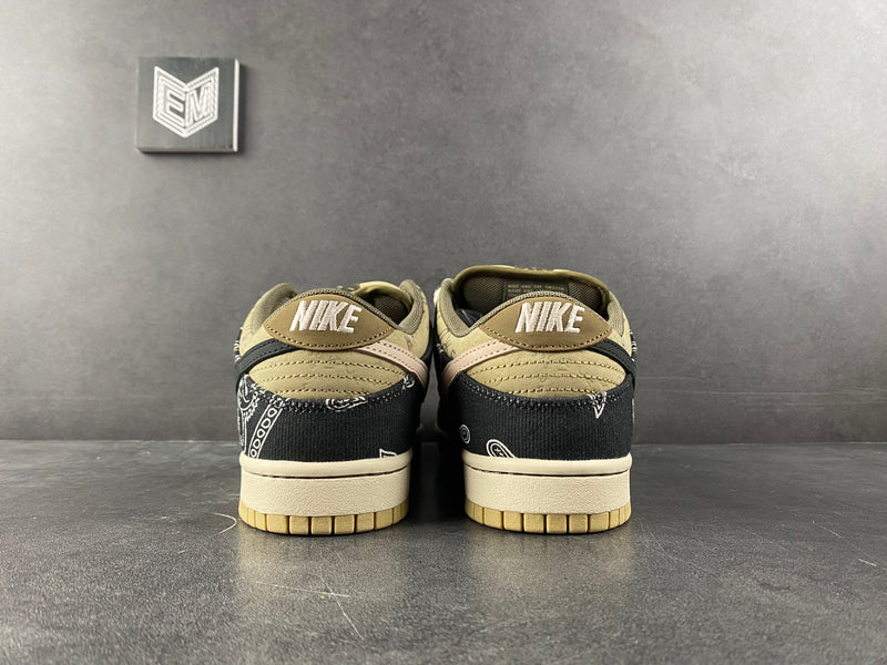 Nike SB Dunk Low Travis Scott